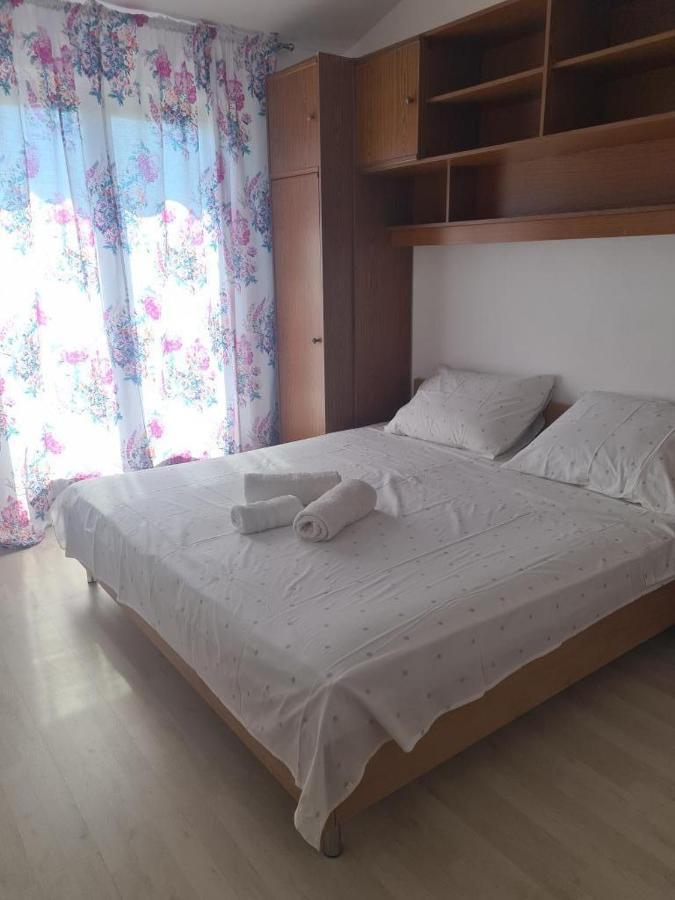 Apartments Triton Rogoznica  Exterior photo