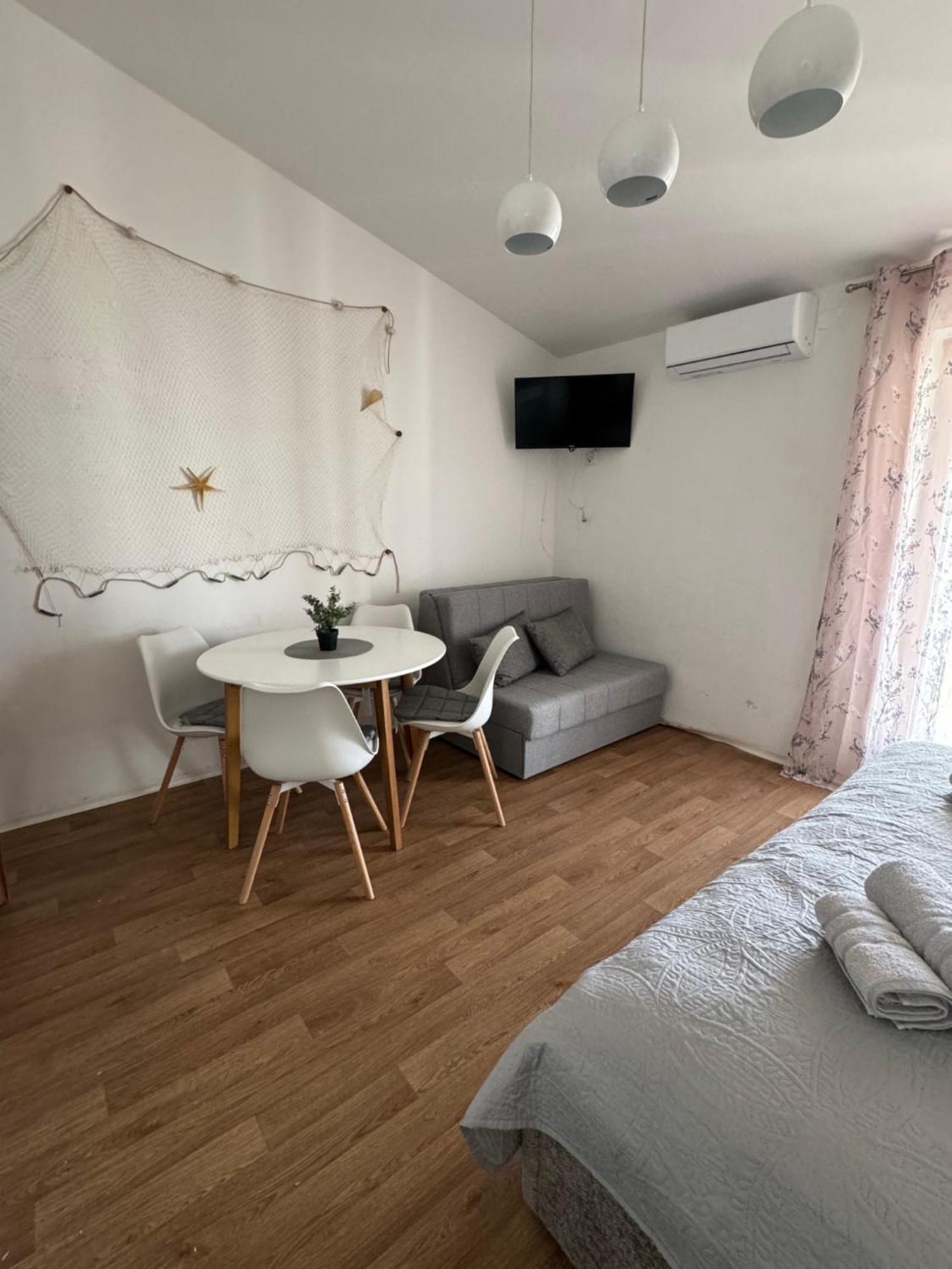 Apartments Triton Rogoznica  Exterior photo